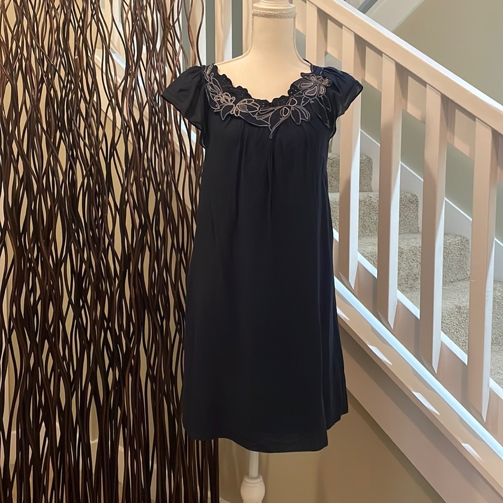 BCBG navy embroidered dress fully lined